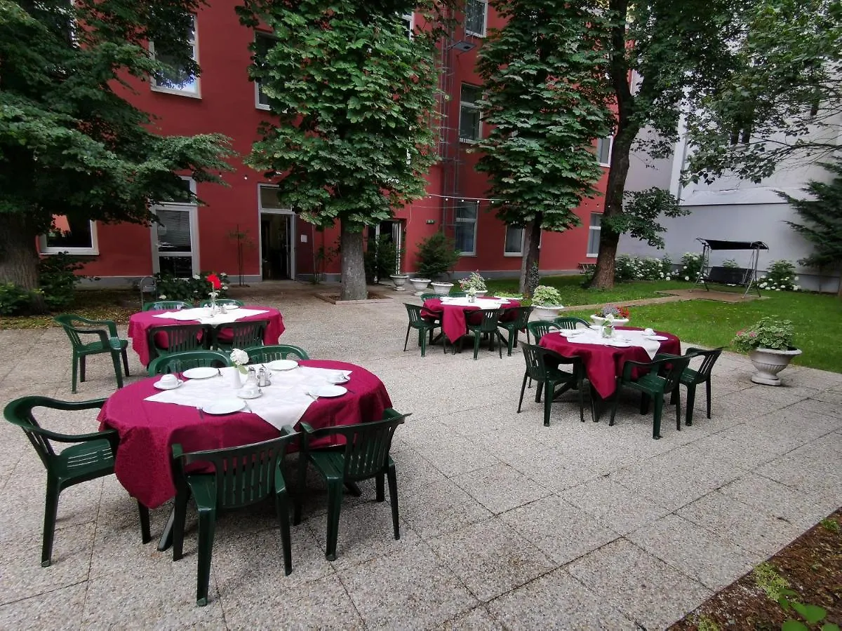 Garten- Und Kunsthotel Gabriel City Vienna Austria