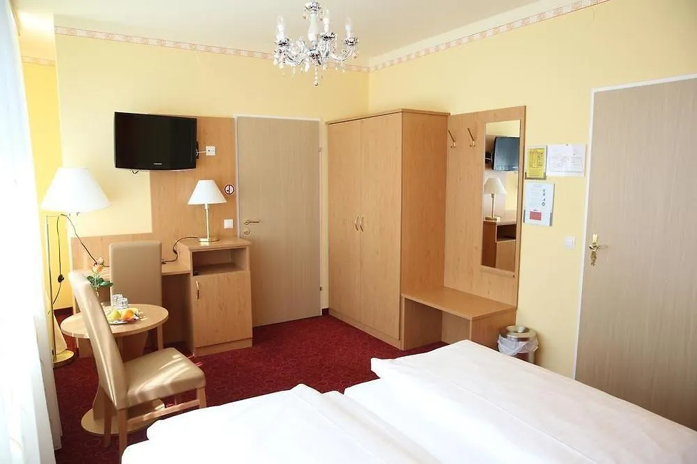 Garten- Und Kunsthotel Gabriel City Vienna Austria