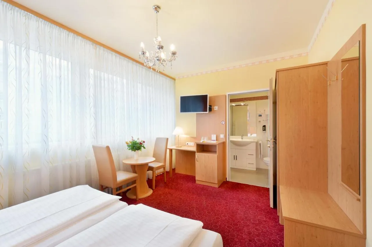Garten- Und Kunsthotel Gabriel City Vienna 3*,  Austria
