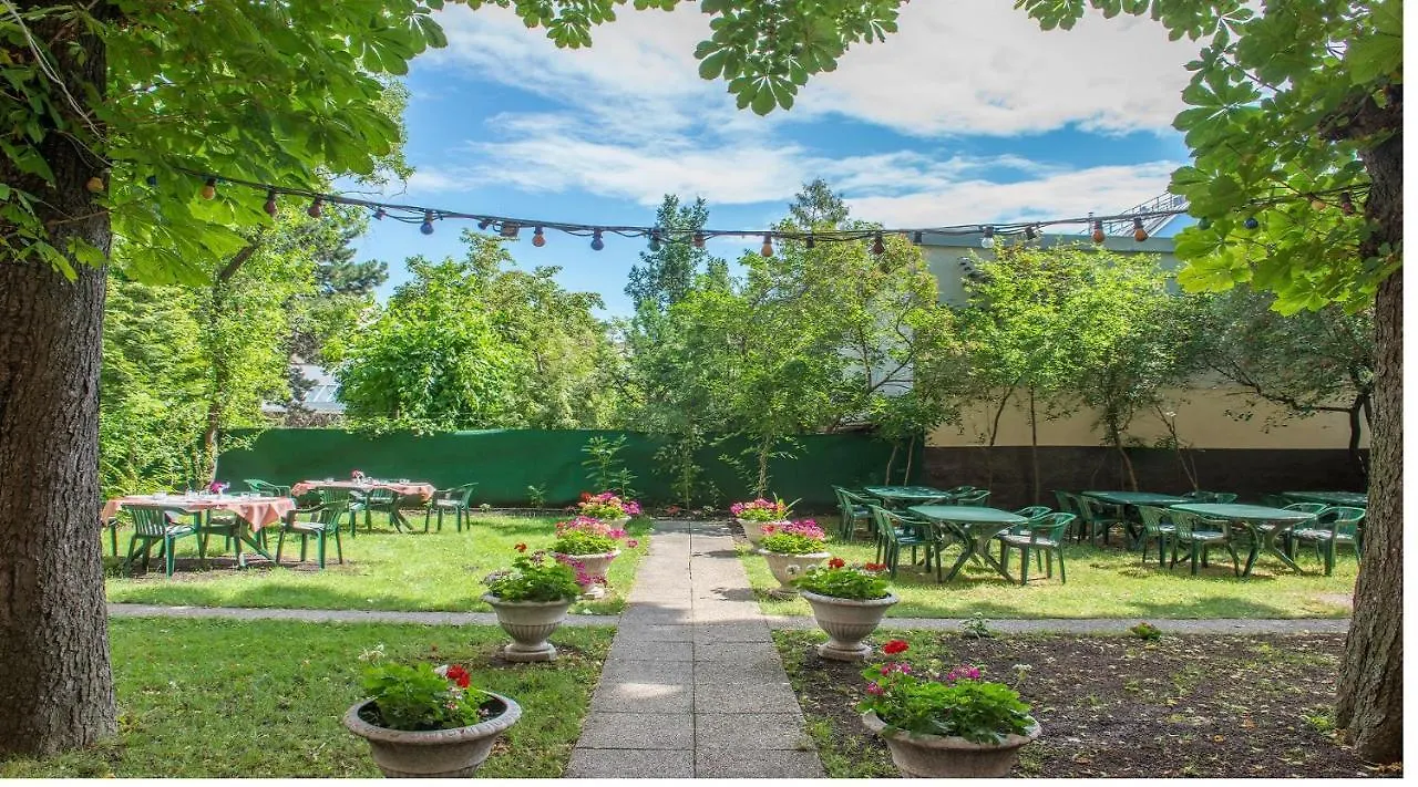 *** Hotel Garten- Und Kunsthotel Gabriel City Vienna Austria