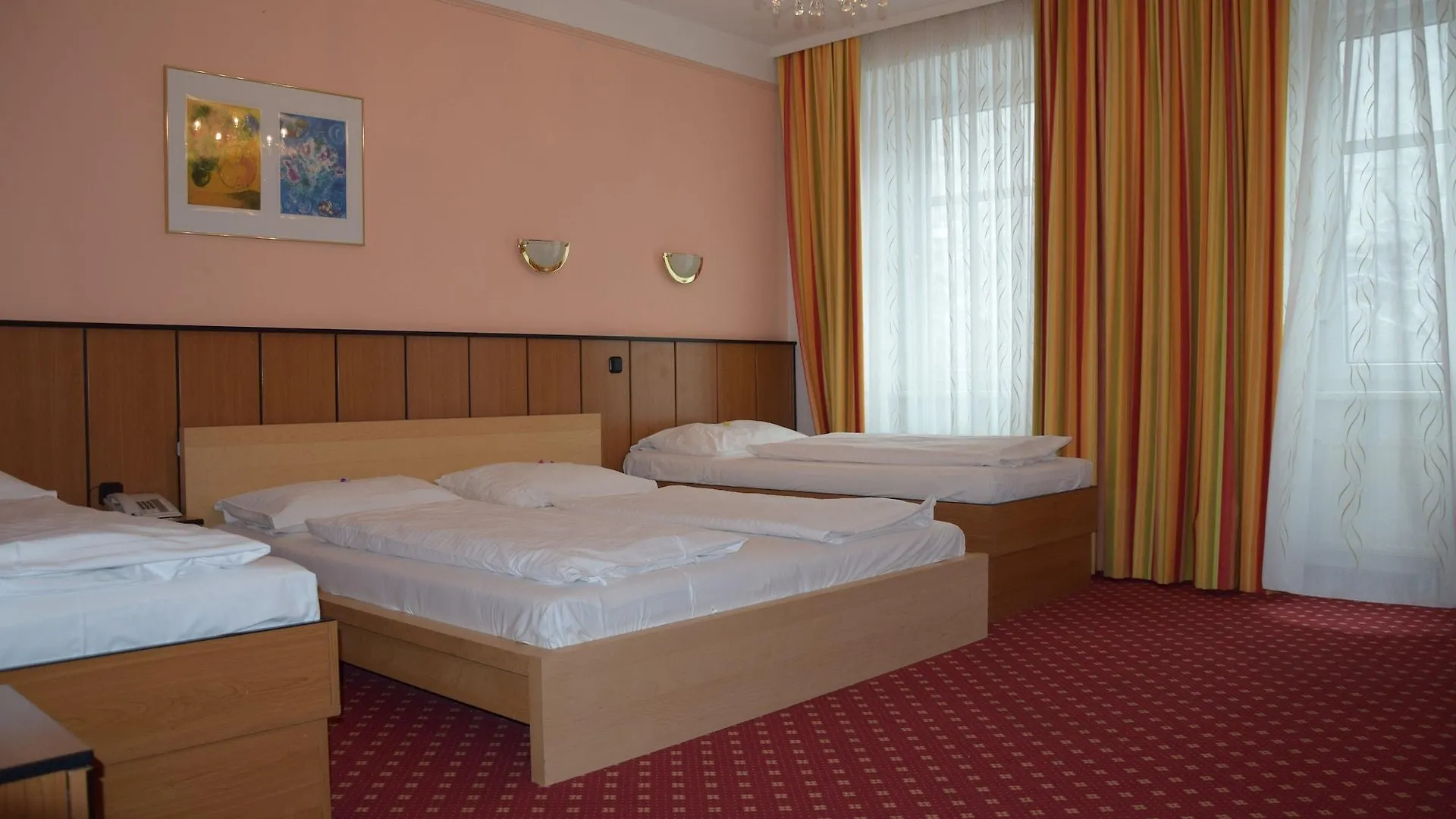 Garten- Und Kunsthotel Gabriel City Vienna 3*,