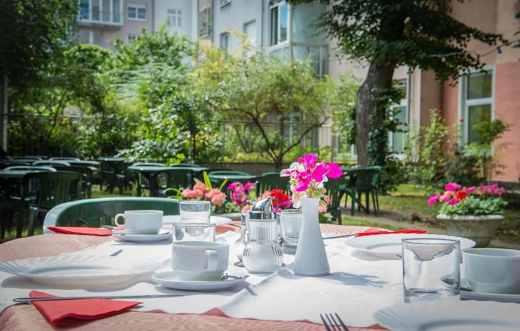 Garten- Und Kunsthotel Gabriel City Vienna Hotel