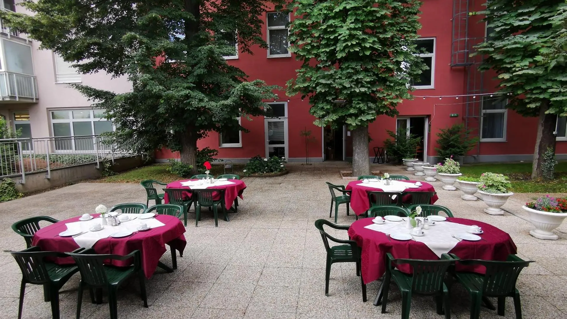 Garten- und Kunsthotel Gabriel City Wien 3*,  Österreich